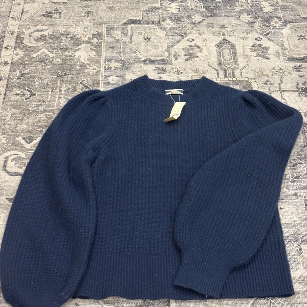 J. Crew Sweater Women’s Navy Cashmere Crew Neck balloon sleeve - Picture 4 of 4